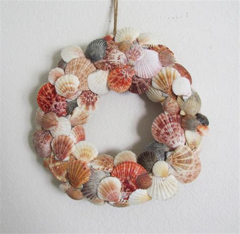 Scallop Shell Coastal Wreath by HomeSweetCoast on Etsy