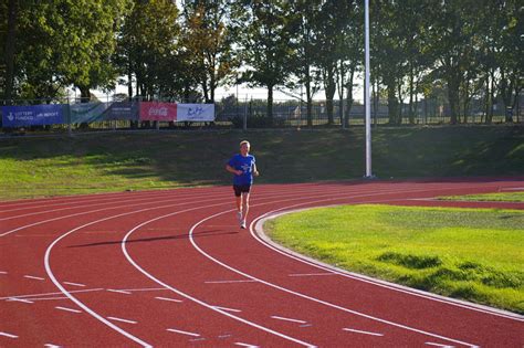 How to Find a Running Track Near Me