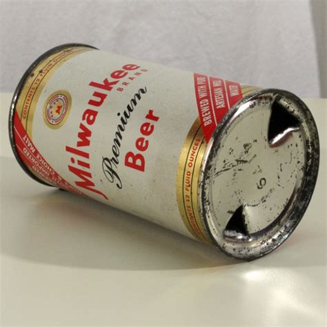 Milwaukee Brand Premium Beer 100-03 at Breweriana.com