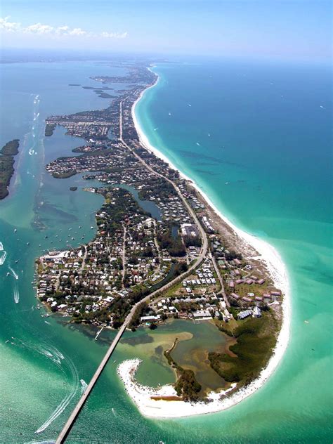 Longboat Key vs. Anna Maria Island and What You Need to Know - Florida Vacation Rental Info