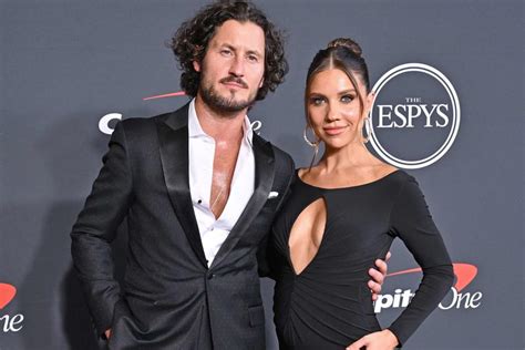 Val Chmerkovskiy and Jenna Johnson Reveal Miscarriage Before Welcoming ...