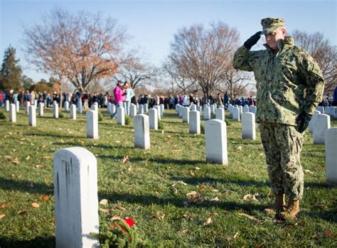 Wreaths Across America arrives at Arlington National Cemetery - All ...