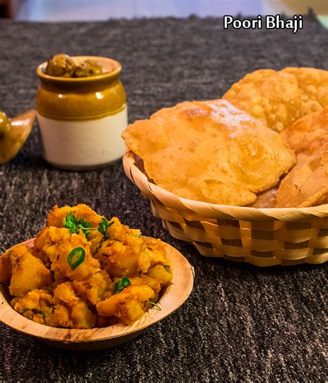 Poori Bhaji Recipe: How To Make Poori And Aloo Sabzi - Boldsky.com