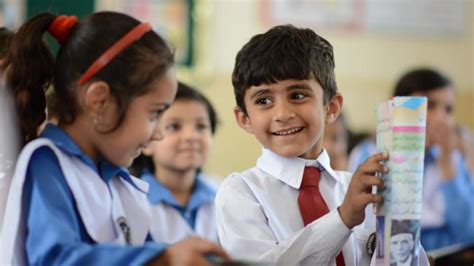 Pakistani children in schools using educational supplies by int’l remittances - Daily Times