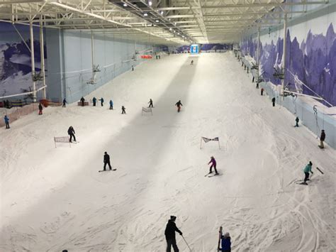 Best indoor snowdomes in the UK for real snow and skiing – You need to ...