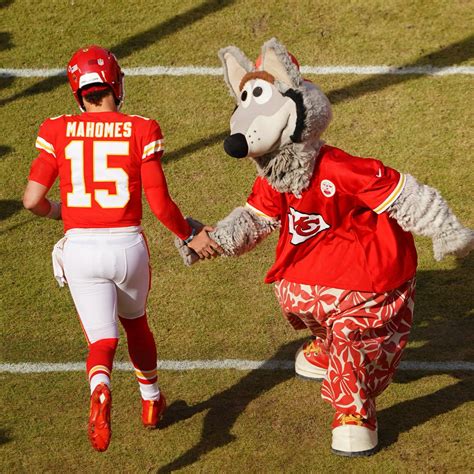 Kansas City Chiefs on Twitter: "Best in the biz. Happy National Mascot ...