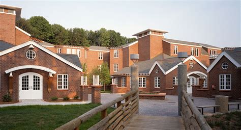 Quinnipiac University, Commons Residence Hall - Architizer