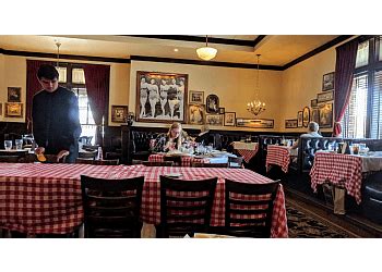 3 Best Italian Restaurants in Naperville, IL - Expert Recommendations