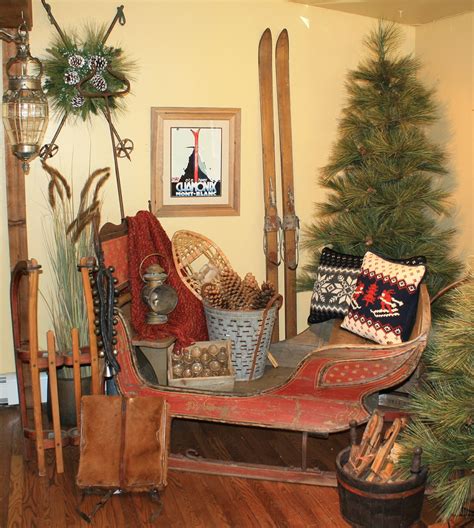 Ski Lodge Entryway | Vintage ski decor, Ski decor, Outdoor christmas ...