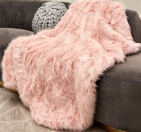 Faux Fur Throws - My top 10 budget faux fur throws from Amazon - Makes ...