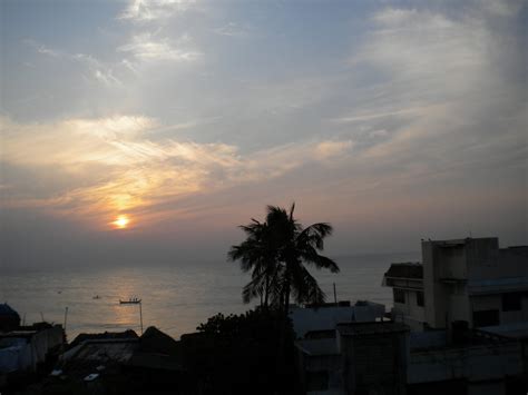 Pulchritude....: Sunrise in Pondicherry