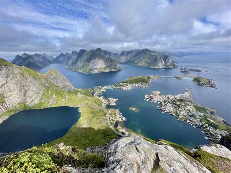 Flashpacking in Lofoten Islands, Norway - Pauline Travels