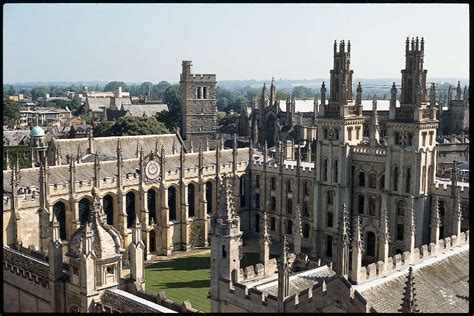 WaLLpApErS: Oxford University London