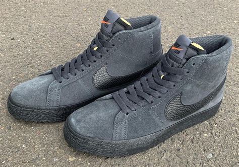 Nike SB Blazer Mid Orange Label Dark Smoke DB3027-001 Release Date - SBD