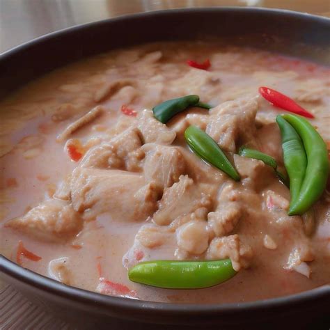 How to Cook Filipino Bicol Express - The Pinoy OFW