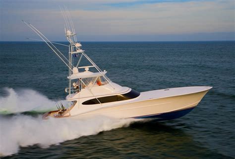 10 Tips for Choosing The Best Fishing Charter - boats.com