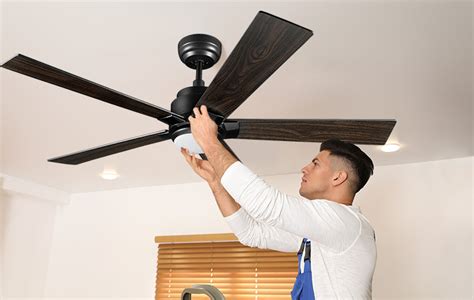 How to Fix a Noisy Ceiling Fan – SmaFan.com