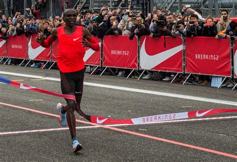 Eliud Kipchoge Nike Breaking2 Marathon Sneakers VaporFly Elite | Sole ...