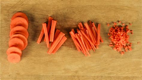 WATCH: 4 Basic Cuts for Carrots