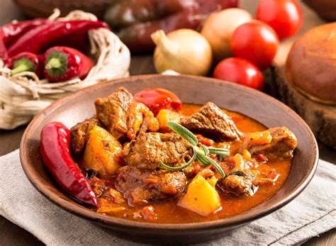 Clay Pot Slow Cooked Hungarian Goulash - VitaClay® Chef