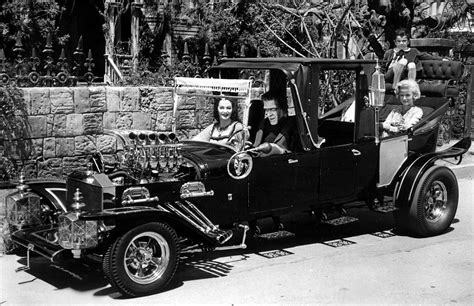 George Barris, California King of Customized Cars, Dies at 89 - The New York Times