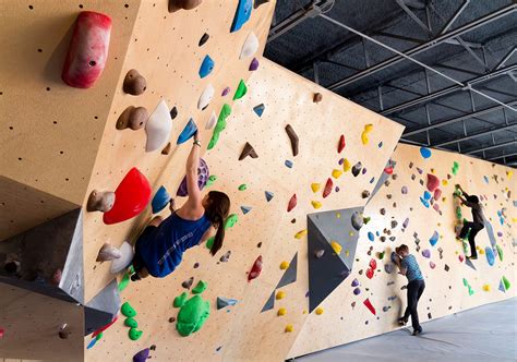 15 Rad Canadian Bouldering Gyms - Gripped Magazine