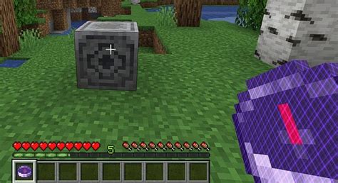 How to make lodestone compass in Minecraft