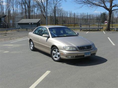 Sell used 2001 Cadillac Catera Sport Sedan 4-Door 3.0L in Unionville, Connecticut, United States ...