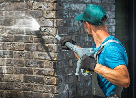 Do Brick Walls Need To Be Sealed? | Paragon Masonry Tools