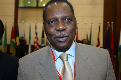 CAF : Issa Hayatou futur président d'honneur de l'instance ? - Africa Top Sports