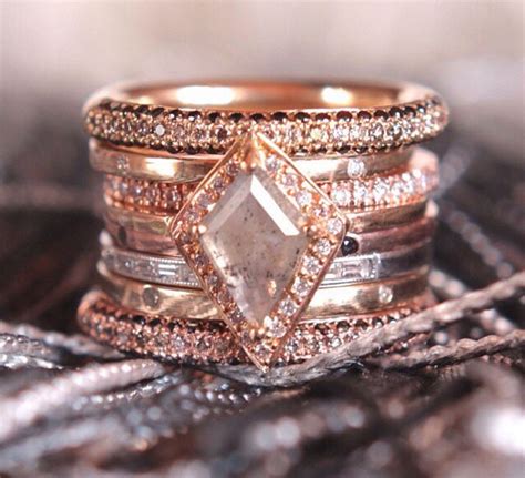 Unique Engagement Rings: You've Never Seen Engagement Rings Like This ...