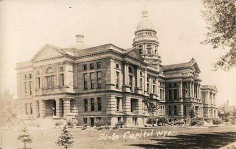 State Capitol Cheyenne, WY Postcard