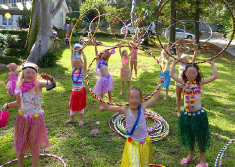 Kids Hula Hoop Parties Northern Beaches - Face Painter Northern Beaches ...