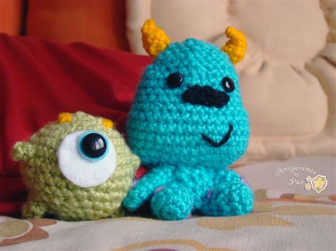 Monster inc babies minis 12cm y 7cm solo se venden en parejas. Monster Co, Dinosaur Stuffed ...