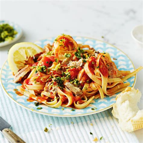 Spicy Sardine Pasta | Sardine pasta, Quick dinner recipes, How to cook ...