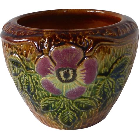 Early Brush McCoy Majolica Glaze Small Jardinere | Majolica pottery, Vintage flower pots ...