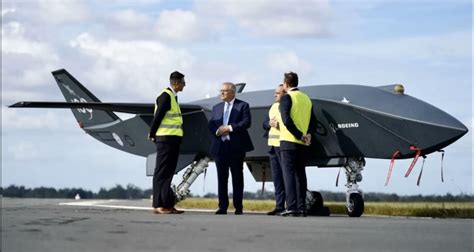 Australian MQ-28 ghost bat demonstrates its removable nose cone technology with an IRST module ...