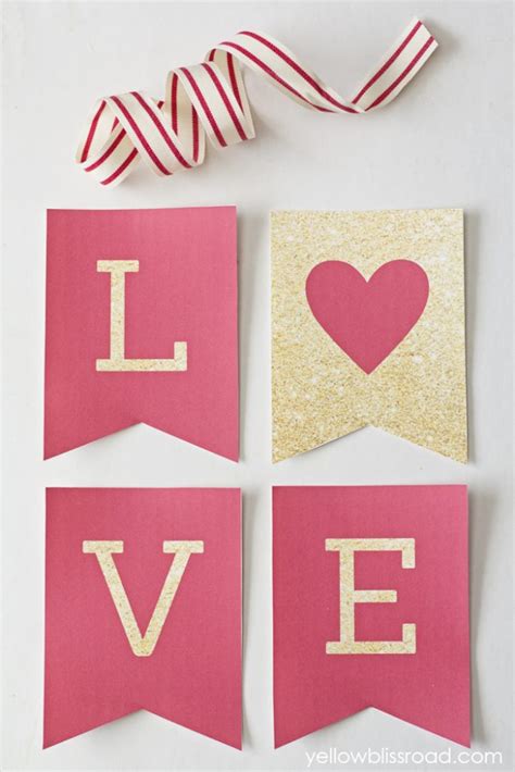 Free Printable LOVE Valentine's Day Glitter Banner