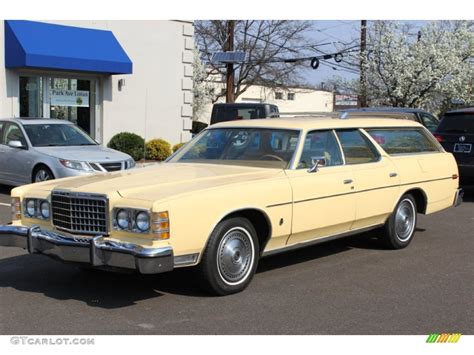 Antique Cream 1978 Ford LTD Wagon Exterior Photo #62843344 | GTCarLot.com