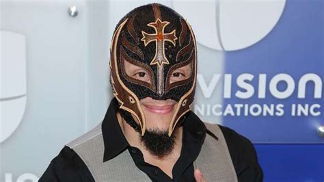 Rey Mysterio Discusses Losing His Mask In WCW, Human Lawn Dart Spot And More ...