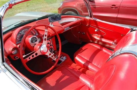 Chevrolet Corvette C1 1953 - 1962 Cabriolet :: OUTSTANDING CARS