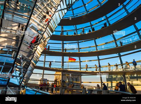 Inside reichstag dome hi-res stock photography and images - Alamy