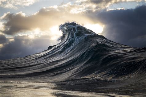 Gorgeous Close-Up Photos of Ocean Waves