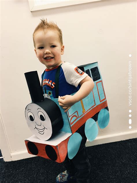 Homemade Thomas costume made from cardboard boxes Thomas Costume ...