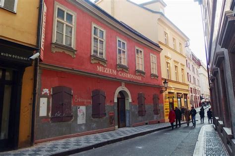 10 Most Popular Streets in Prague - Take a Walk Down Prague's Streets ...