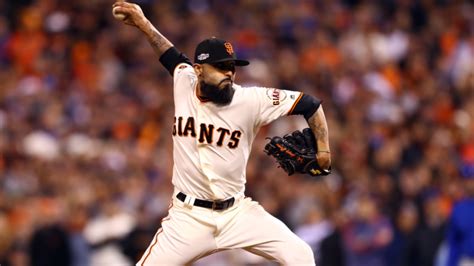 Sergio Romo, three-time champion with Giants, signs deal to end career in San Francisco ...