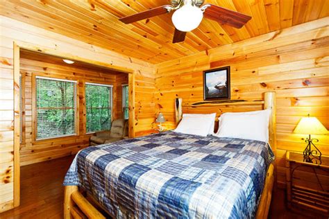 Trout Lily - Helen Ga Cabin Rentals | Cedar Creek Cabin Rentals | Luxury Cabins