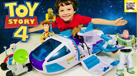 Toy Story 4 Buzz Lightyear Star Command Spaceship Playset adventure