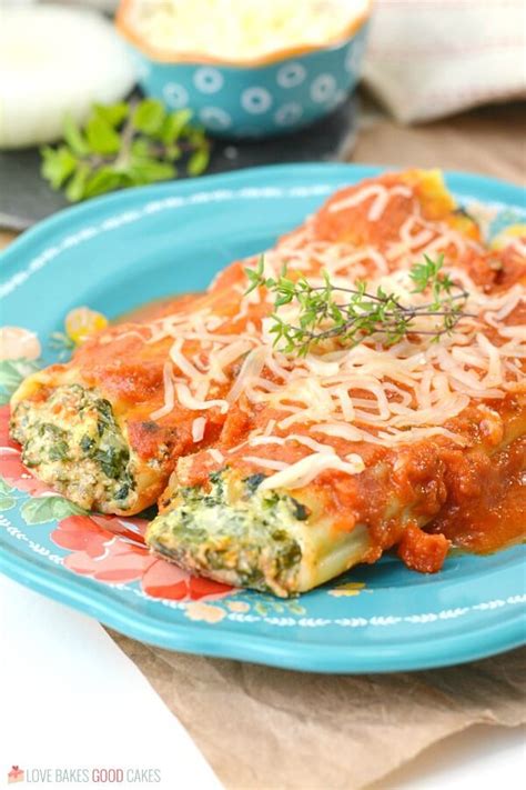 Spinach Ricotta Manicotti - Love Bakes Good Cakes