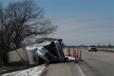 Winter Storm Uri Photos Show Devastating Pictures In Texas From ...